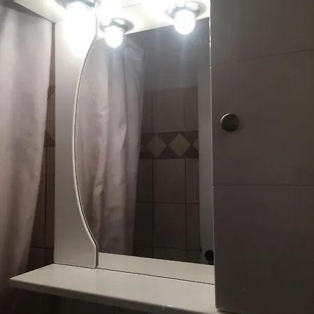 度假居 House